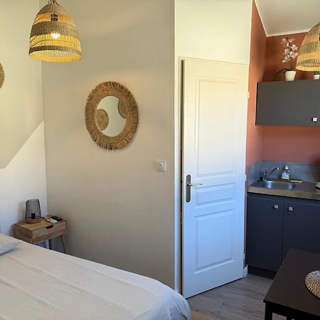 Loft, Studio And Love Rooms Bourg-Saint-Christophe 外观 照片