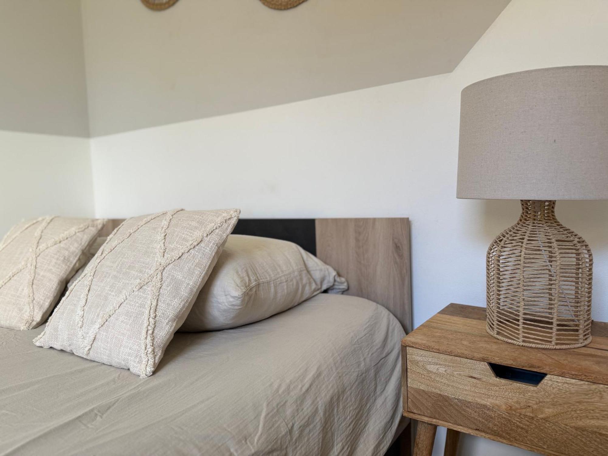 Loft, Studio And Love Rooms Bourg-Saint-Christophe 外观 照片