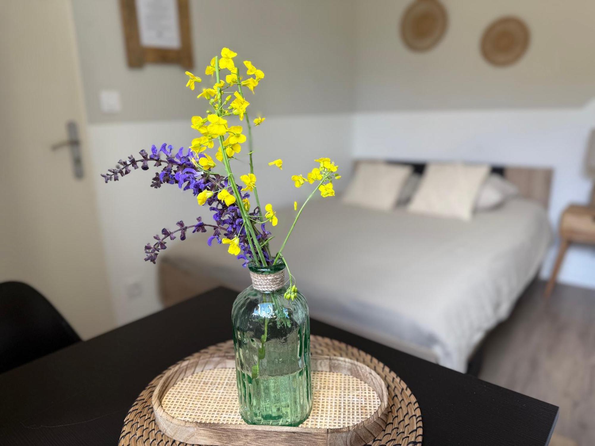 Loft, Studio And Love Rooms Bourg-Saint-Christophe 外观 照片
